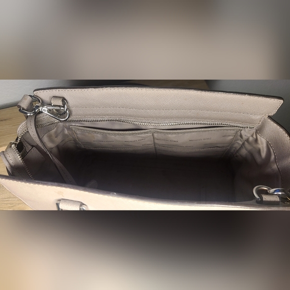 Slate grey Michael Kors purse - Picture 7 of 9